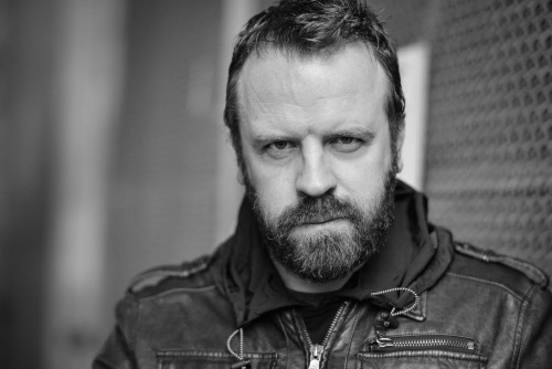 Саймон Филлипс