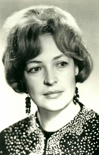 Клара Лучко