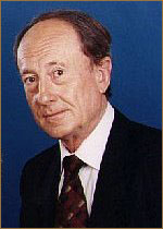 Артуро Мали