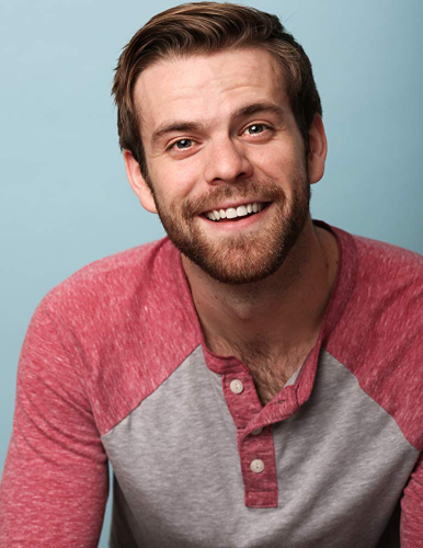 Кэйси Джеймс Хансбергер