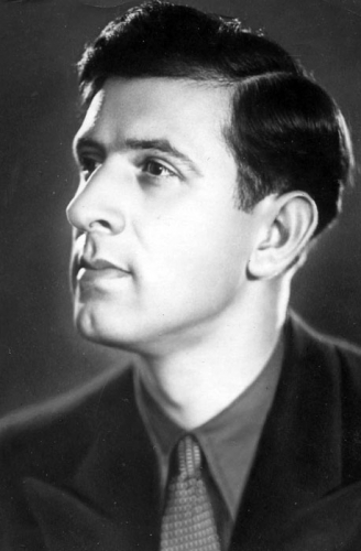 Иван Петров