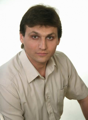 Александр Пахомов