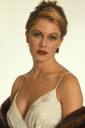 Николь Эггерт