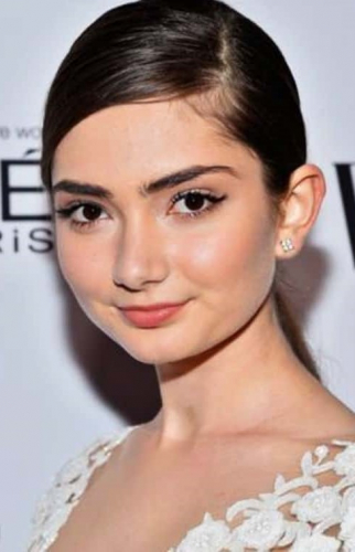 Эмили Робинсон