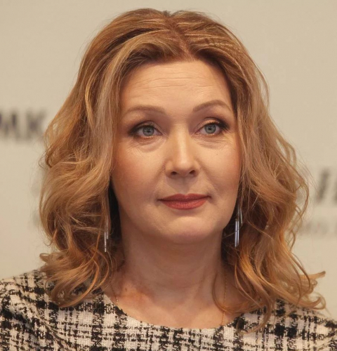 Анна Тихонова