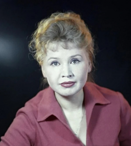 Екатерина Савинова