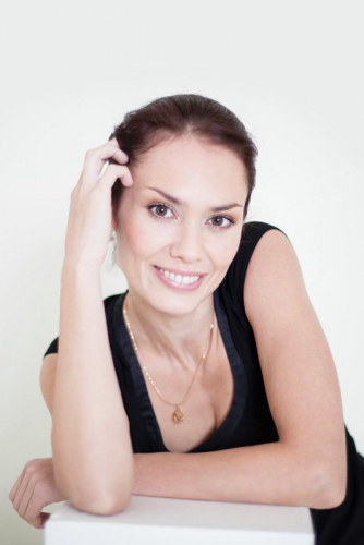 Алена Баркова