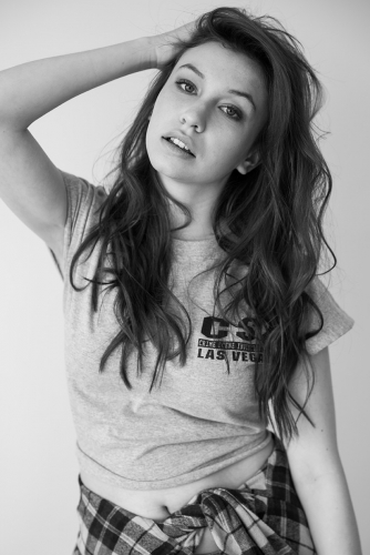 Кейтлин Након