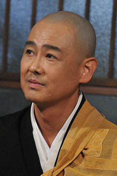 Номура Хиронобу