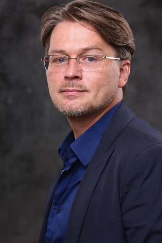 Александр Петров