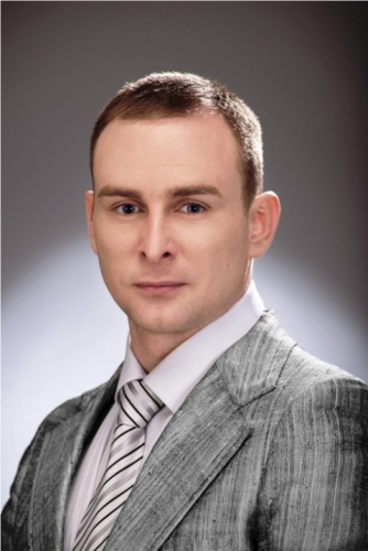 Игорь Петров