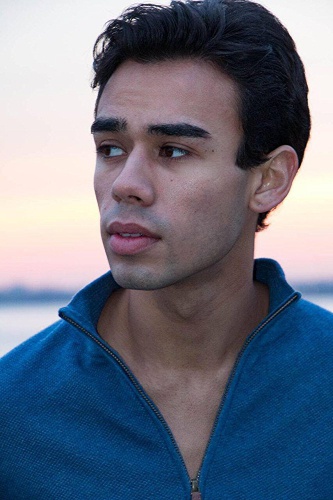 Энджел Кристиан Роман