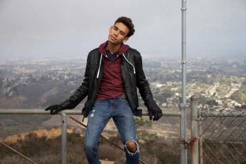 Энджел Кристиан Роман