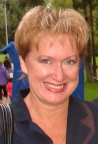 Елена Серова