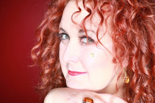 Шаррон Мэтьюз