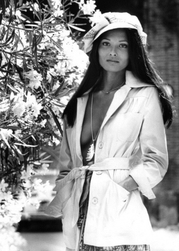 Лаура Гемсер