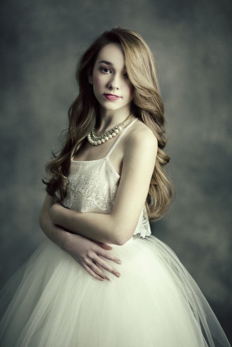 Холли Тейлор