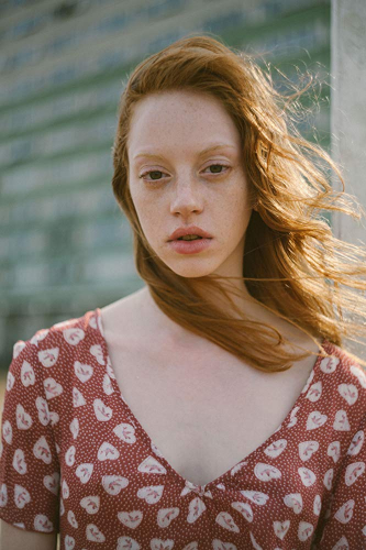 Лили Ньюмарк