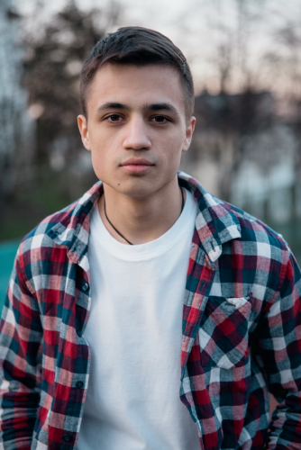 Дмитрий Тополь