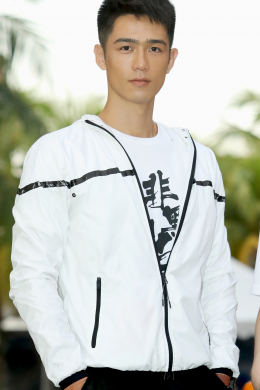 Ли Цинь Тянь