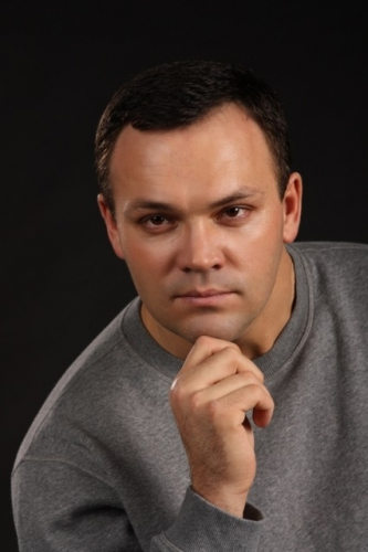 Леонид Лефтеров