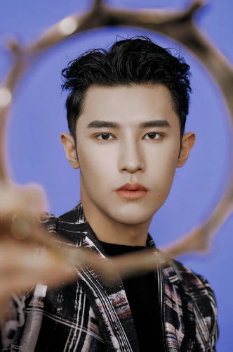 Ян Цзинь Хэн