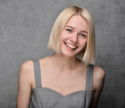 Александра Хромова