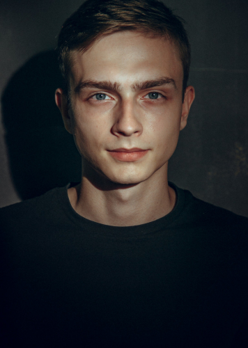 Данил Акутин