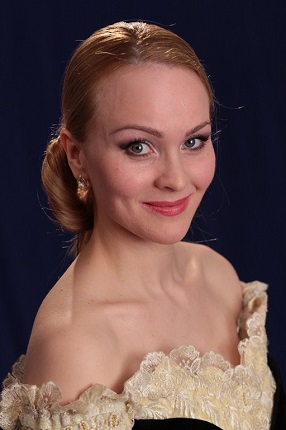 Оксана Романова